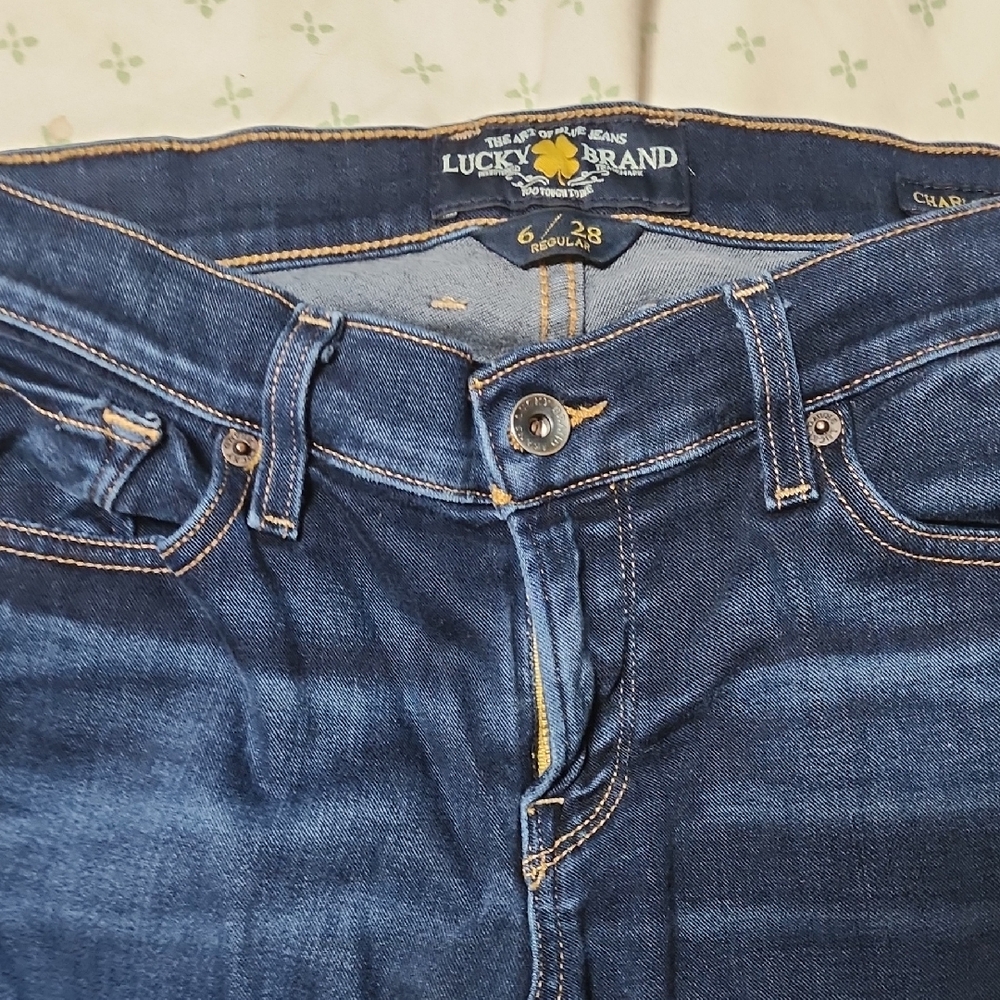 Lucky Brand Women's Dark Blue Relaxed Jeans